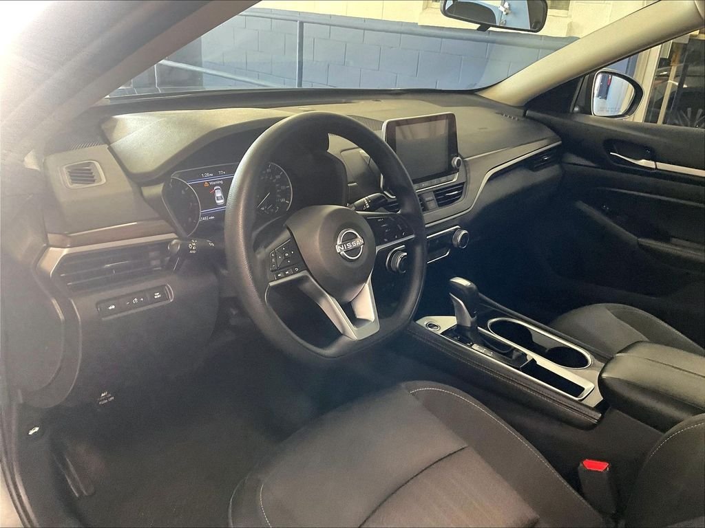 Certified Used 2023 Gray Nissan 2.5 SV image 8