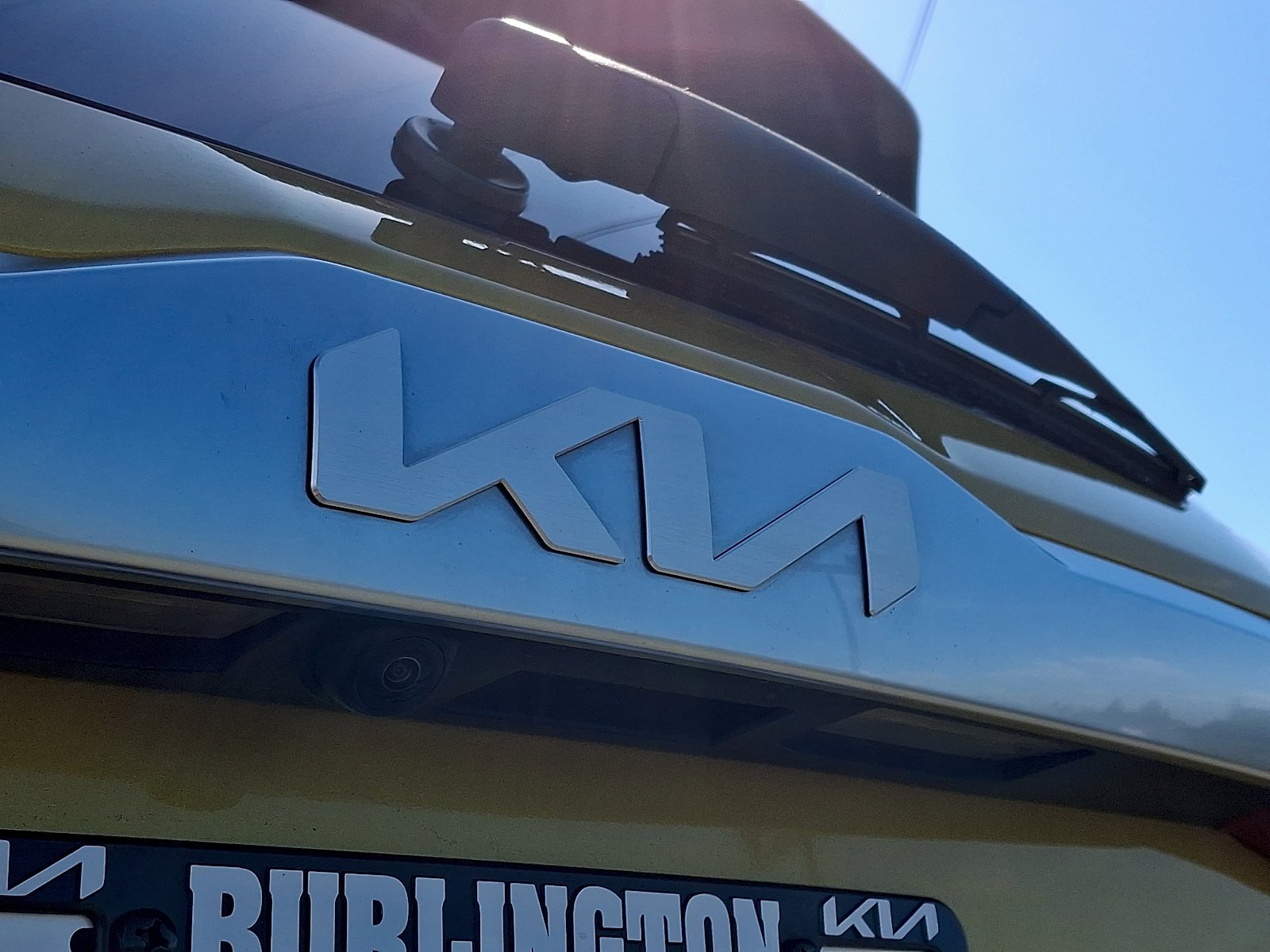Certified Used 2023 Starbright Yellow Kia SX image 31