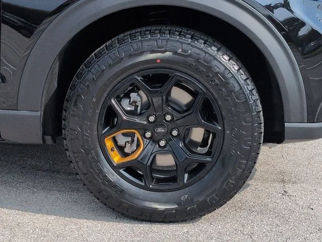 New 2026 Agate Black Metallic Ford Tremor® image 11