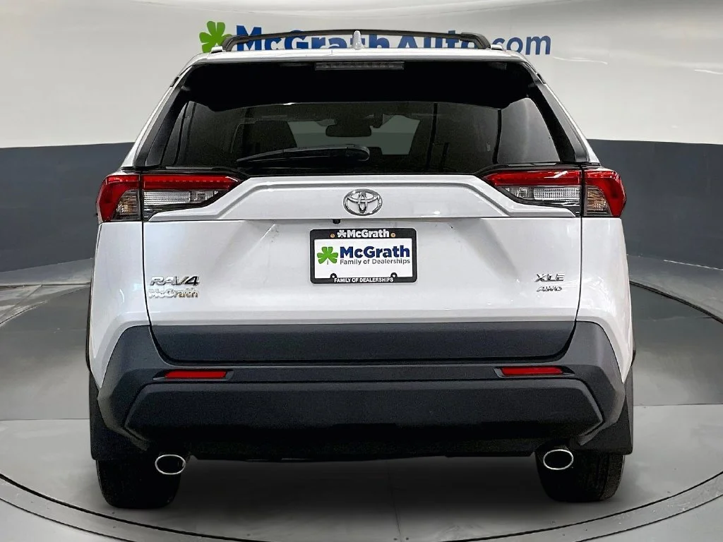 Certified Used 2023 Beige Toyota XLE Premium image 6