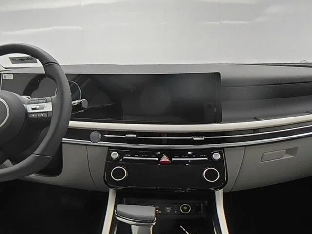 New 2026 White Hyundai SEL Premium image 34