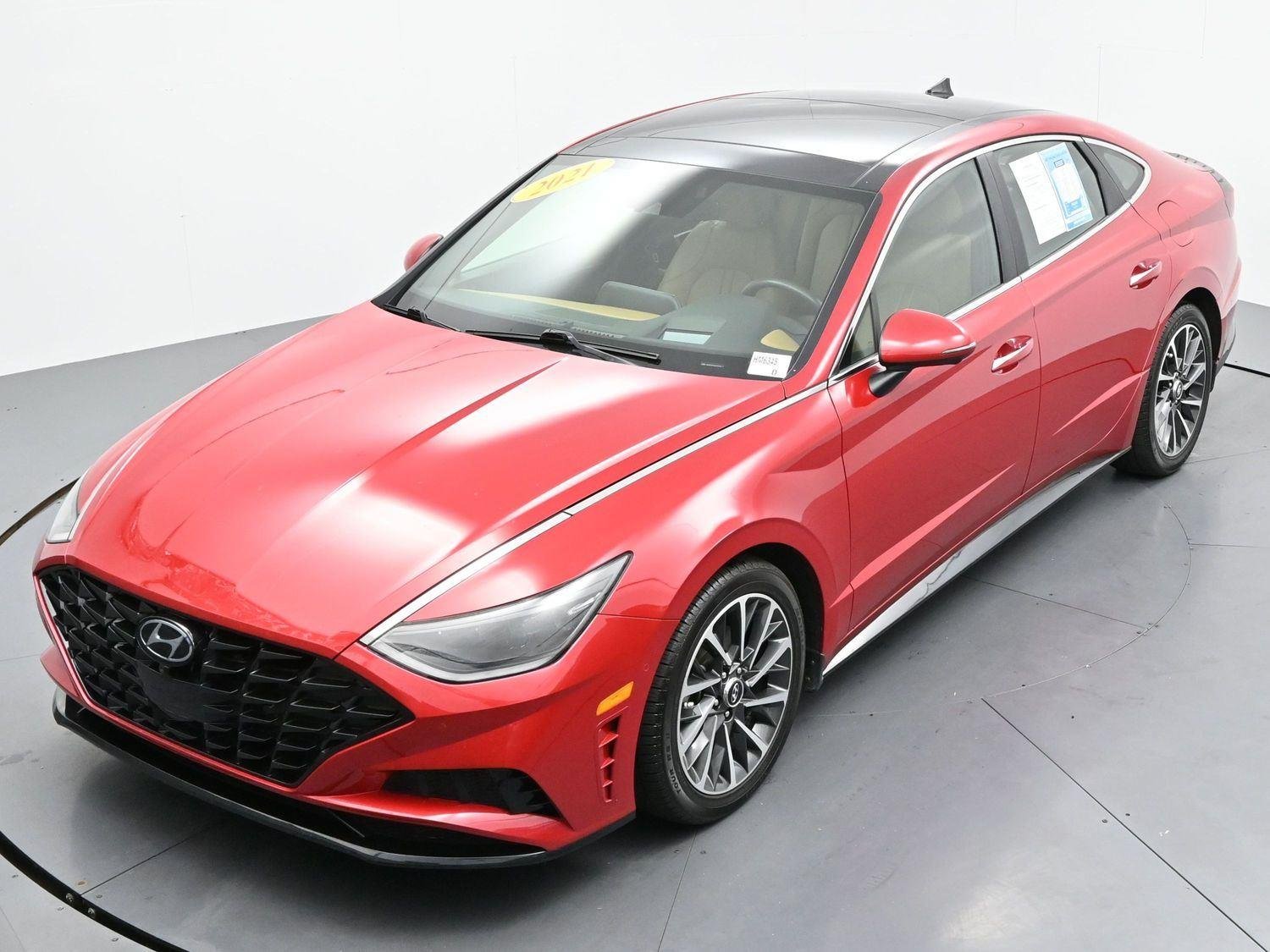 Used 2021 Calypso Red Hyundai Limited image 44