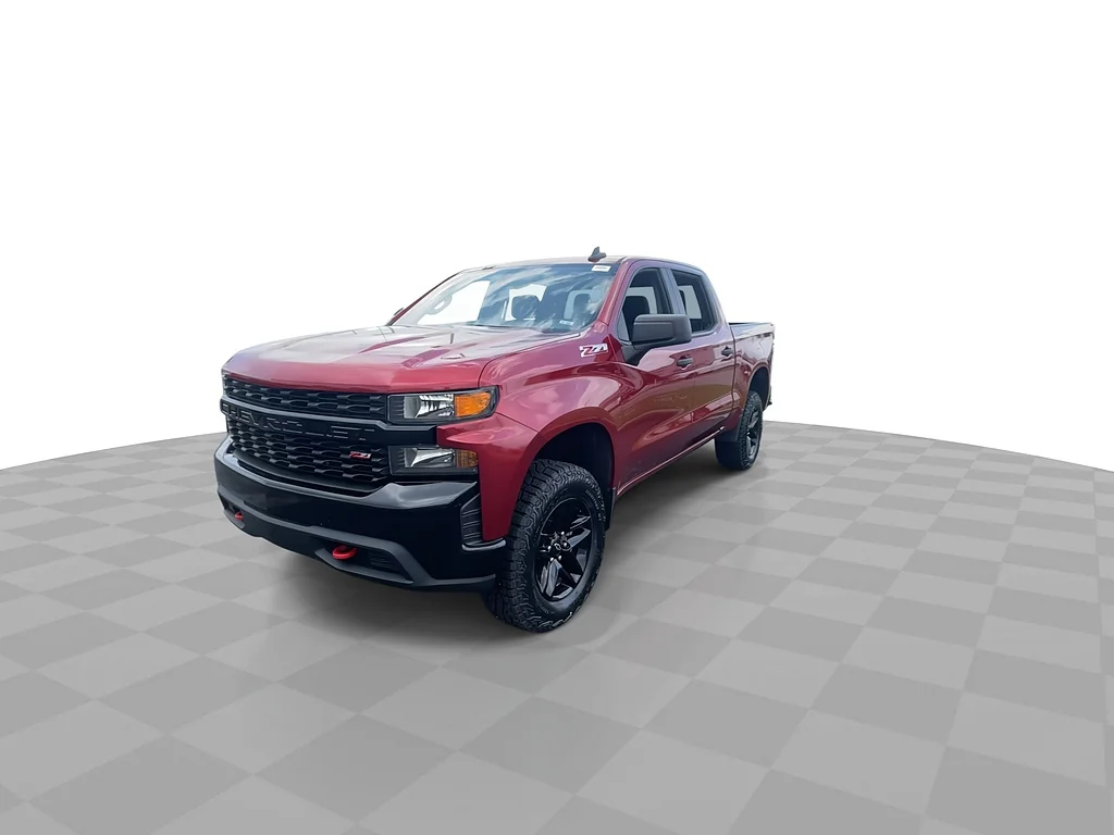Used 2021 RED HOT Chevrolet Custom Trail Boss image 5