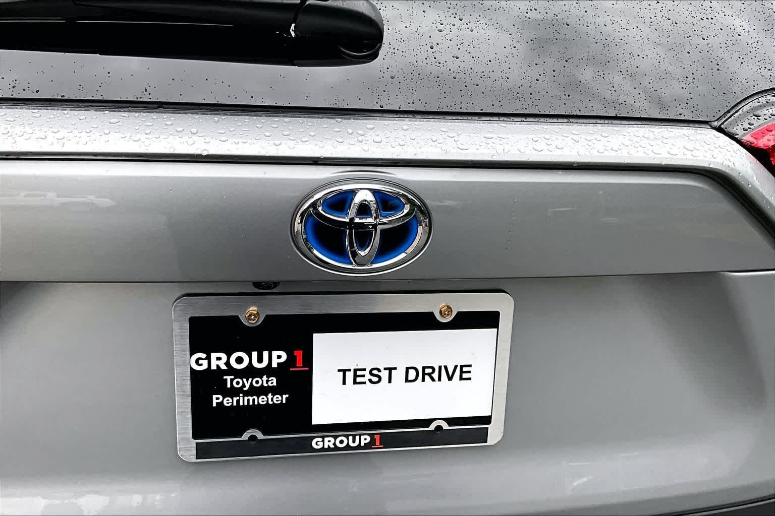 Used 2024 Silver Sky Metallic Toyota Hybrid LE image 31