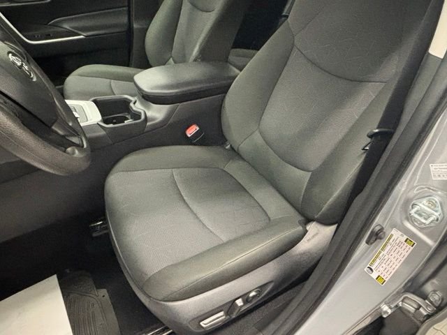 Used 2025 Silver Toyota XLE image 15