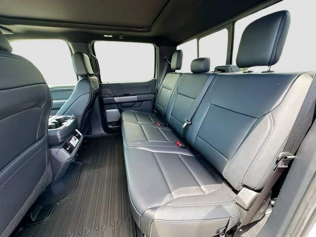New 2026 Avalanche Ford XLT image 17