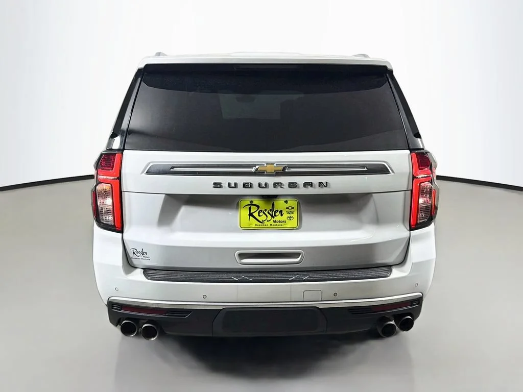 Used 2021 Summit White Chevrolet High Country image 7