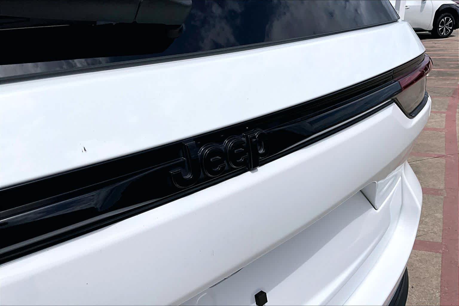 Used 2023 Bright White Clearcoat Jeep Altitude image 31
