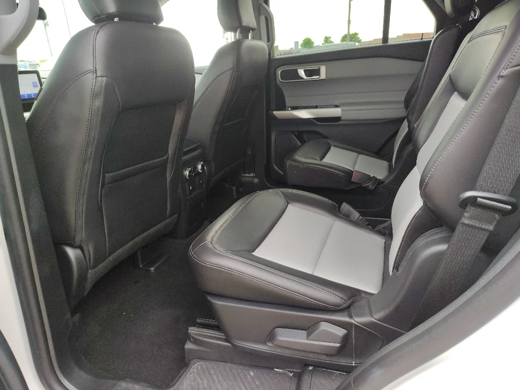 Used 2024 Star White Ford XLT image 11