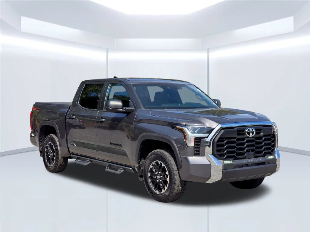 Used 2025 Gray Toyota SR5 image 13