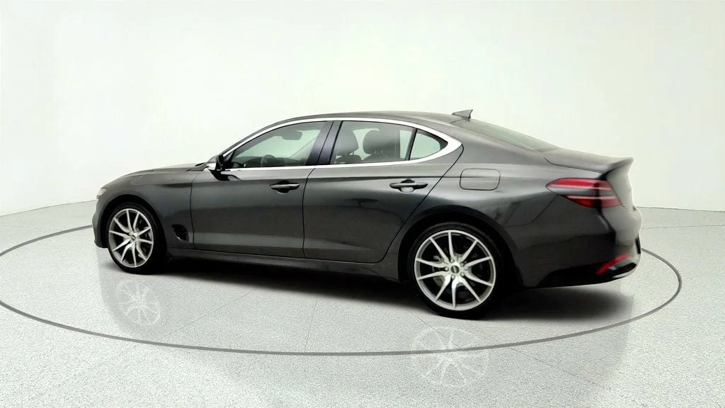 Used 2023 Makalu Gray Genesis 2.0T AWD image 7
