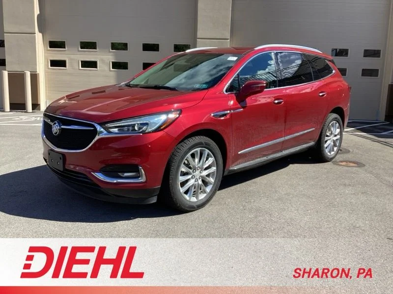 Used 2019 Red Buick Essence image 3