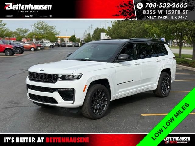 Used 2026 Bright White Clearcoat Jeep Summit image 1