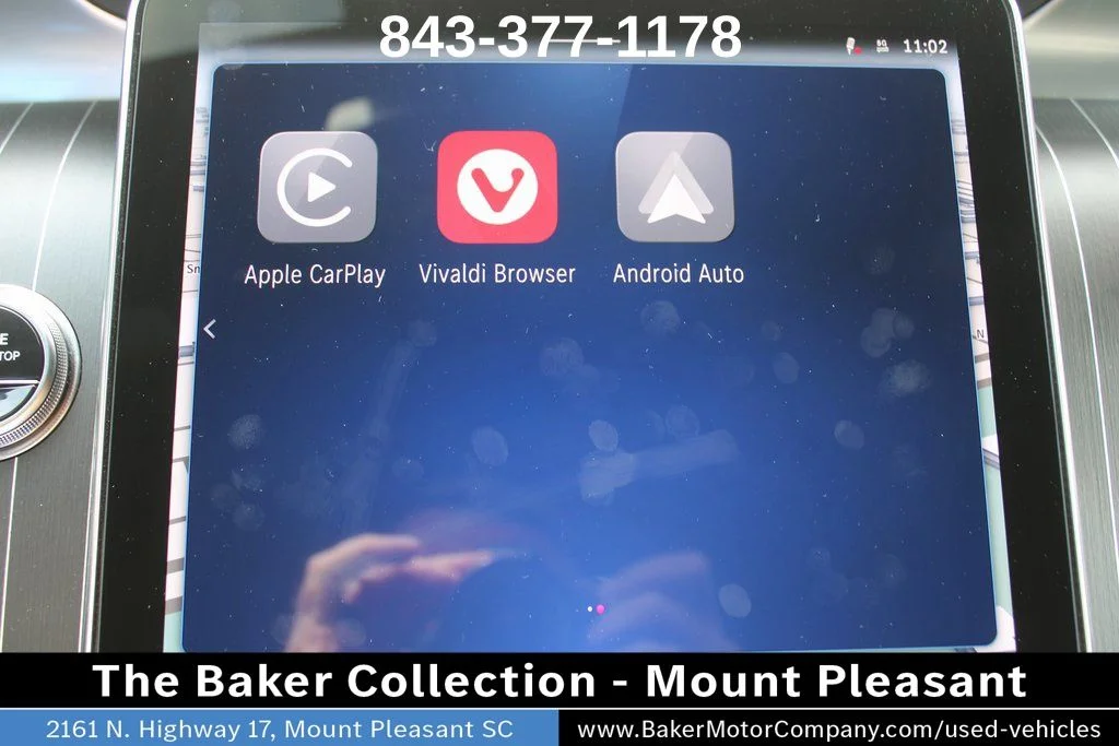 Certified Used 2026 Black Mercedes-Benz GLC 300 image 40