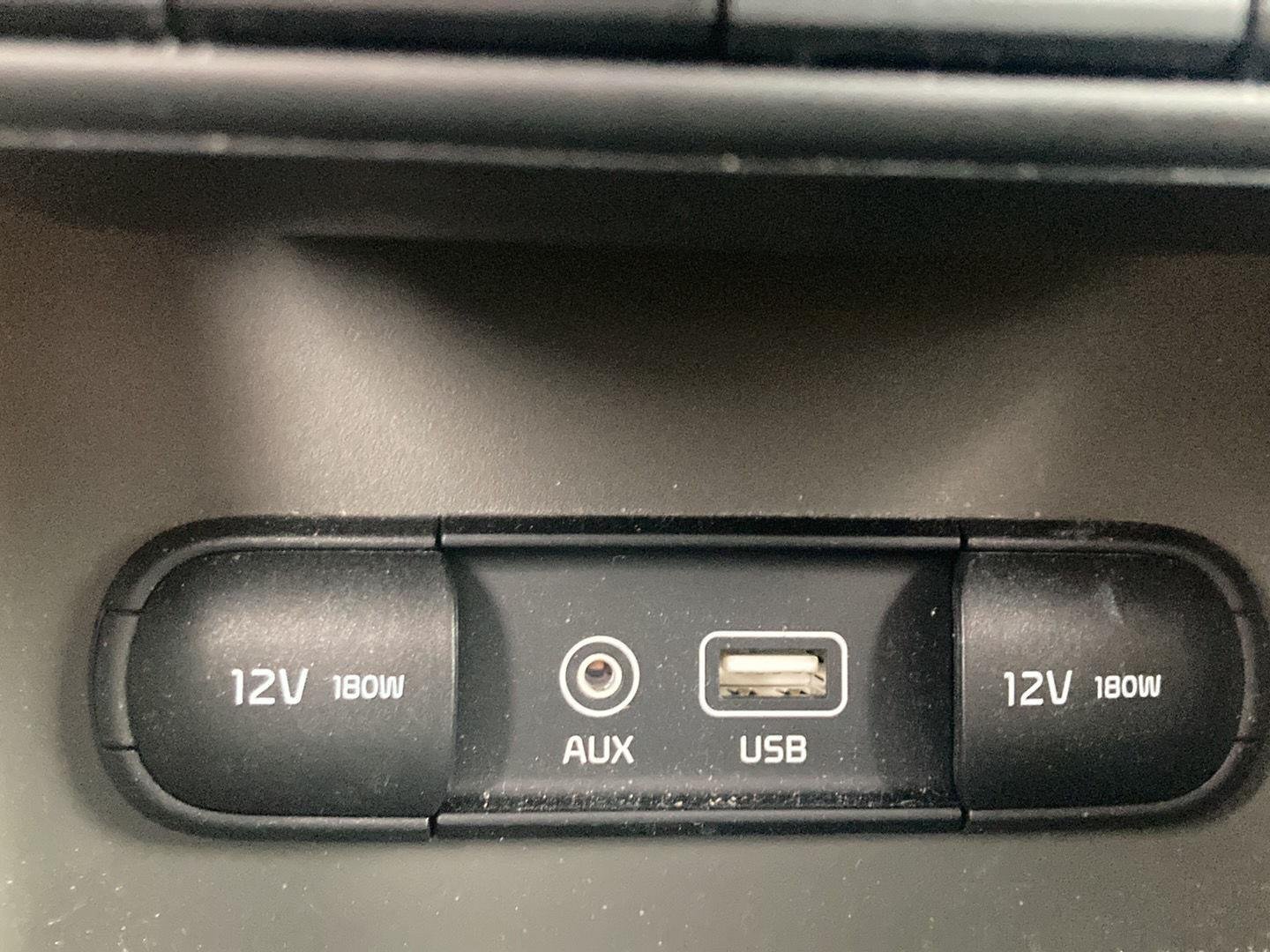Used 2019 Sparkling Silver Kia LX image 20