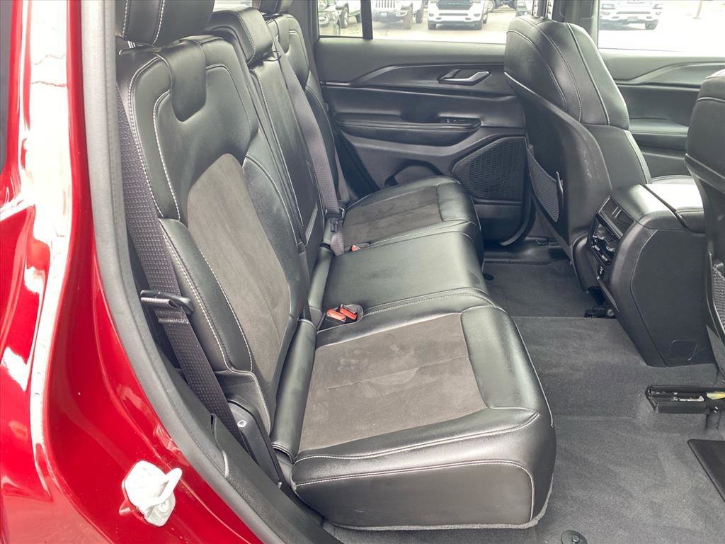 Used 2023 Velvet Red Pearlcoat Jeep Altitude image 25