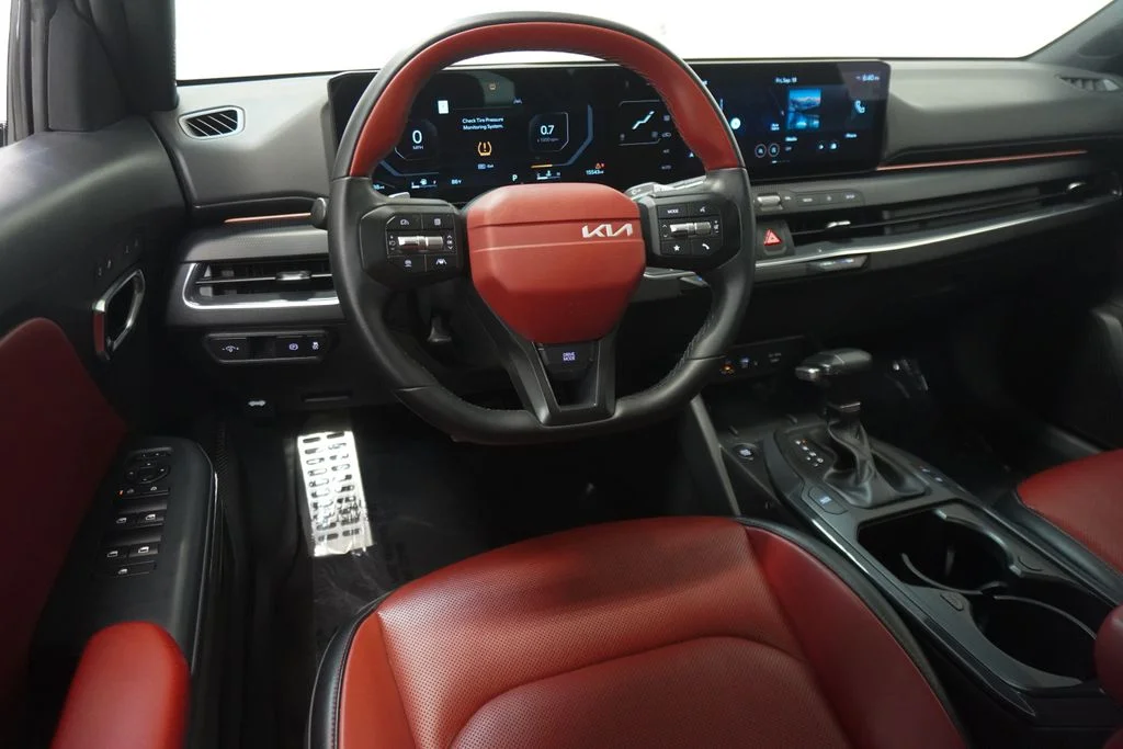 Used 2025 Black Kia GT-Line Turbo image 13