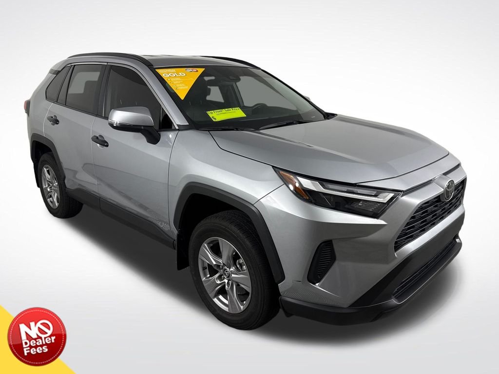 2025 Toyota RAV4 XLE - Photo 1