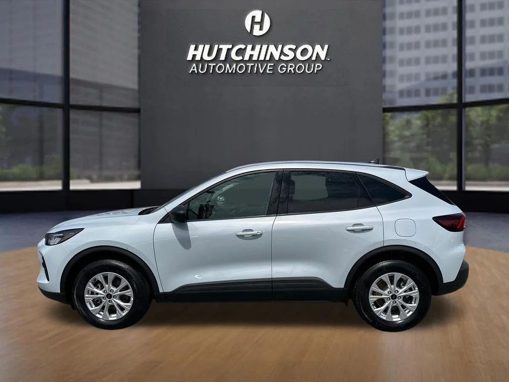 Used 2025 Silver Ford Active image 4
