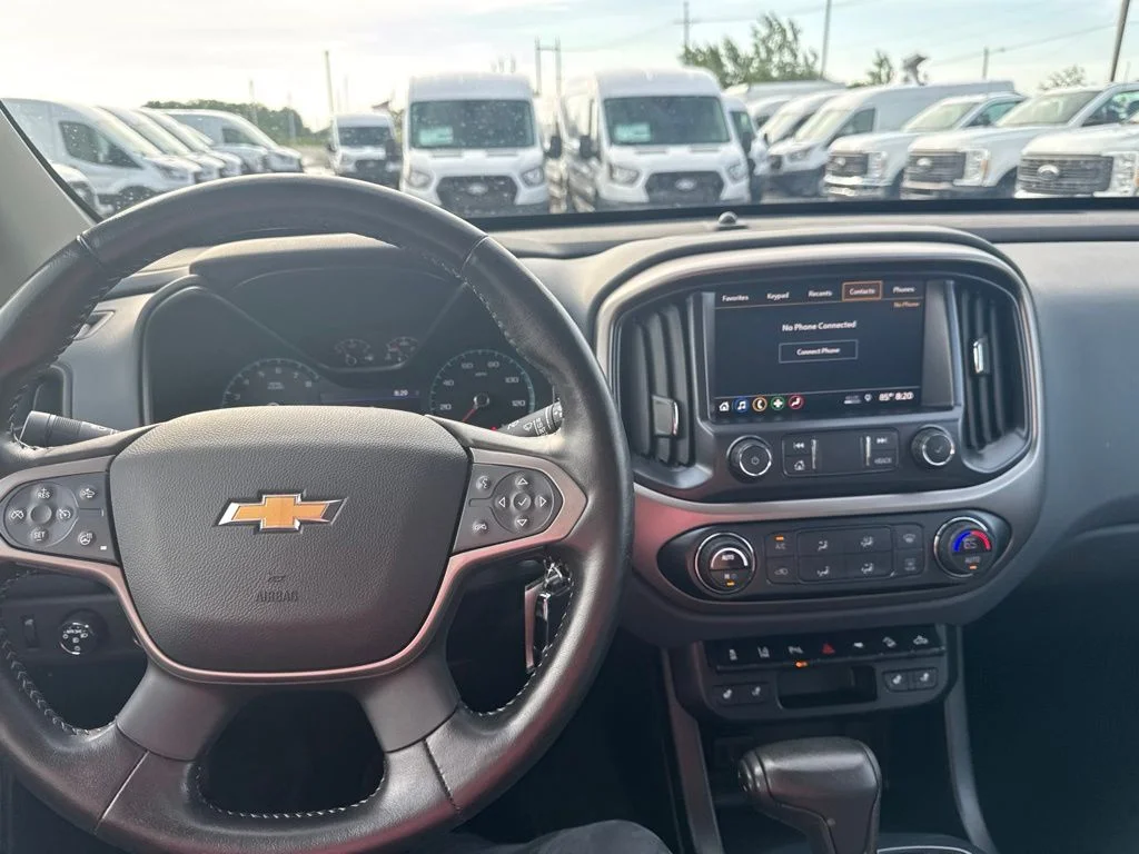 Used 2021 Blue Chevrolet Z71 image 14