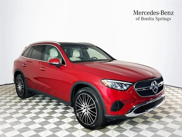2026 Mercedes-Benz GLC GLC 300's photo