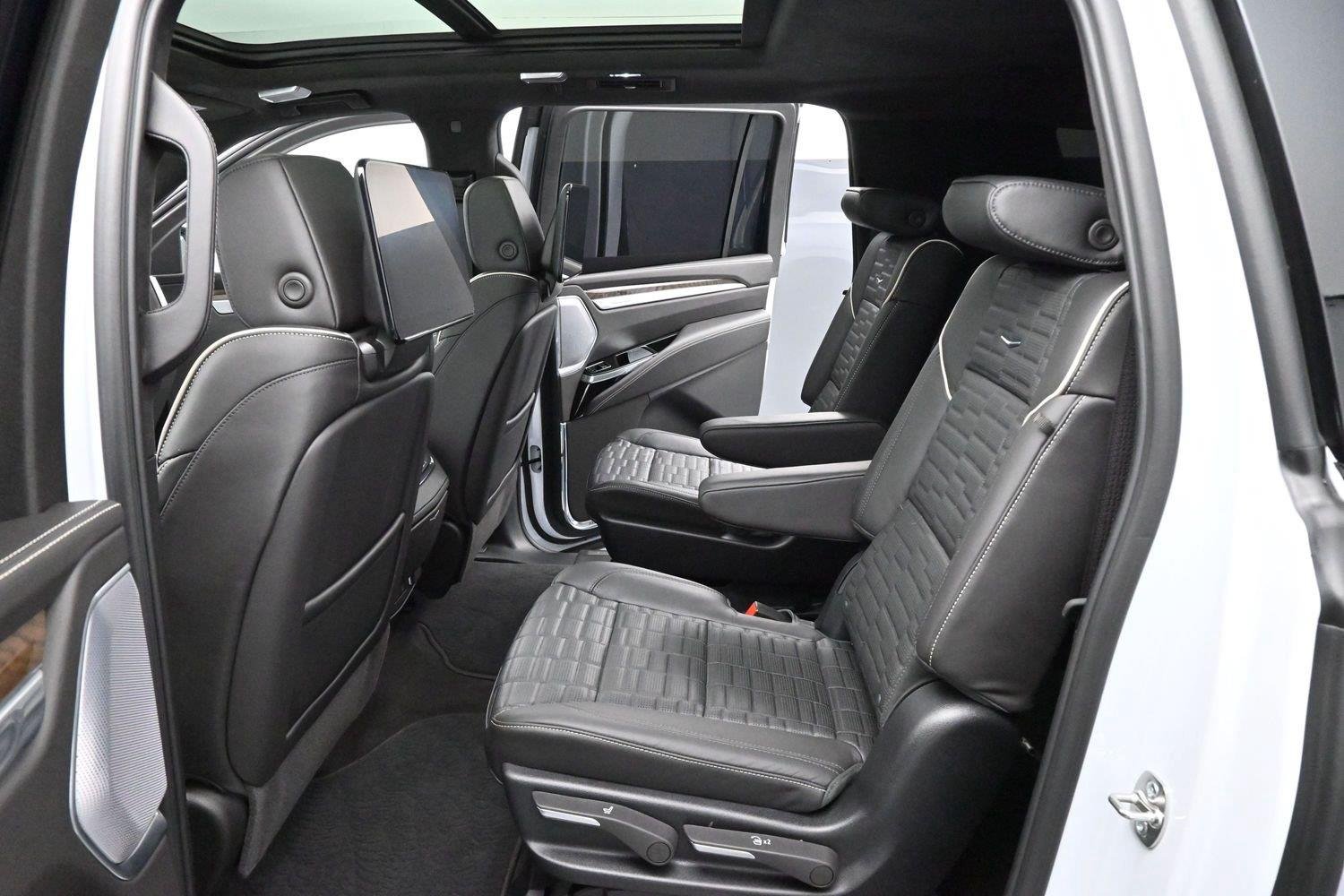 Used 2026 Vibrant White Tricoat Cadillac Platinum Sport image 36