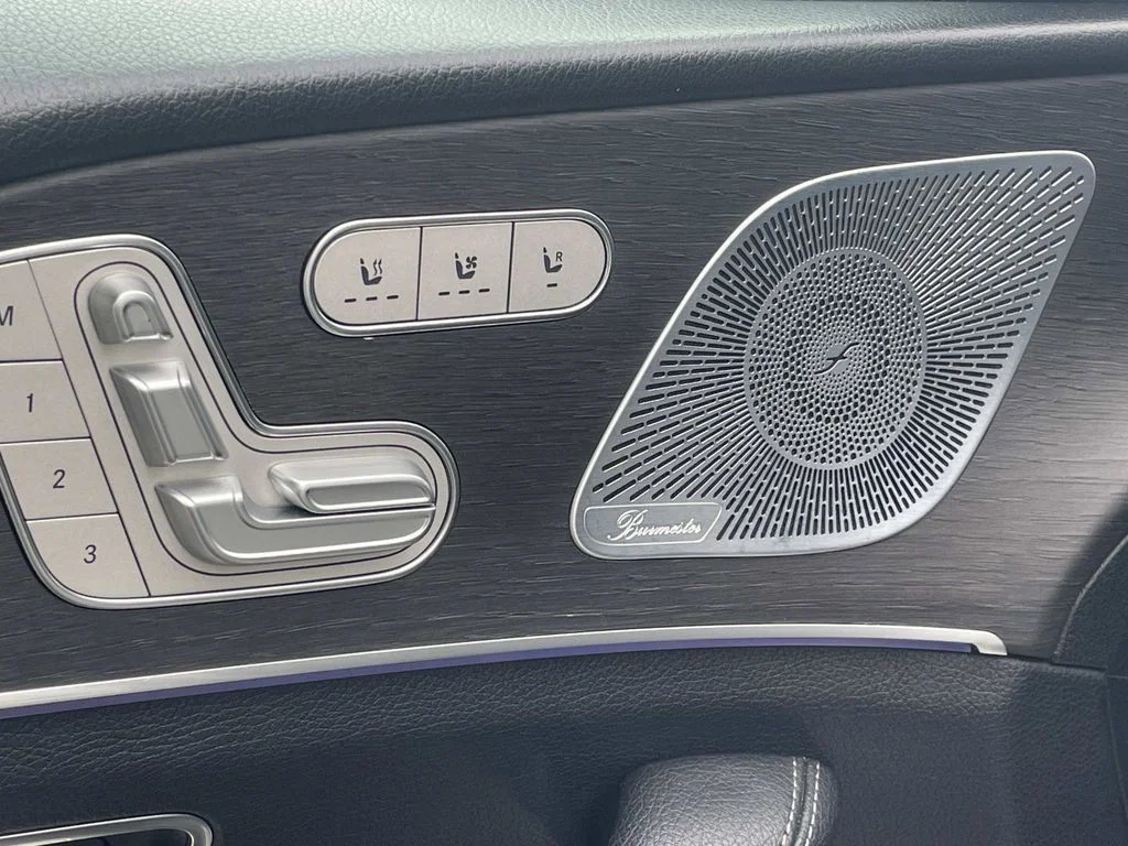 Used 2020  Mercedes-Benz GLS 580 image 16