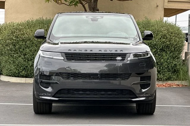 New 2026 Carpathian Grey Land Rover Dynamic SE image 8