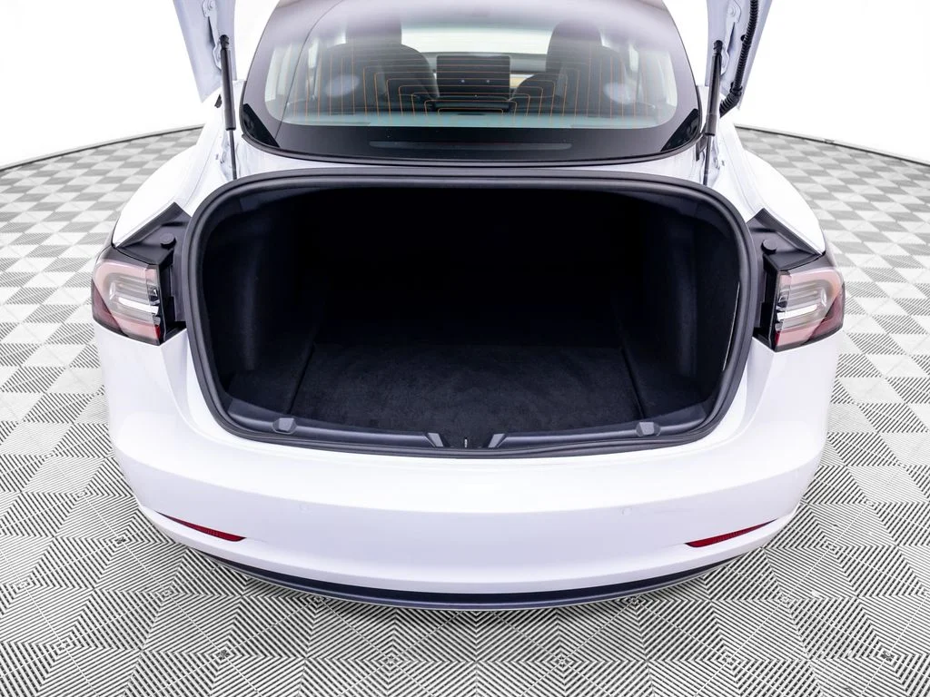 Used 2020 White Tesla Long Range image 36