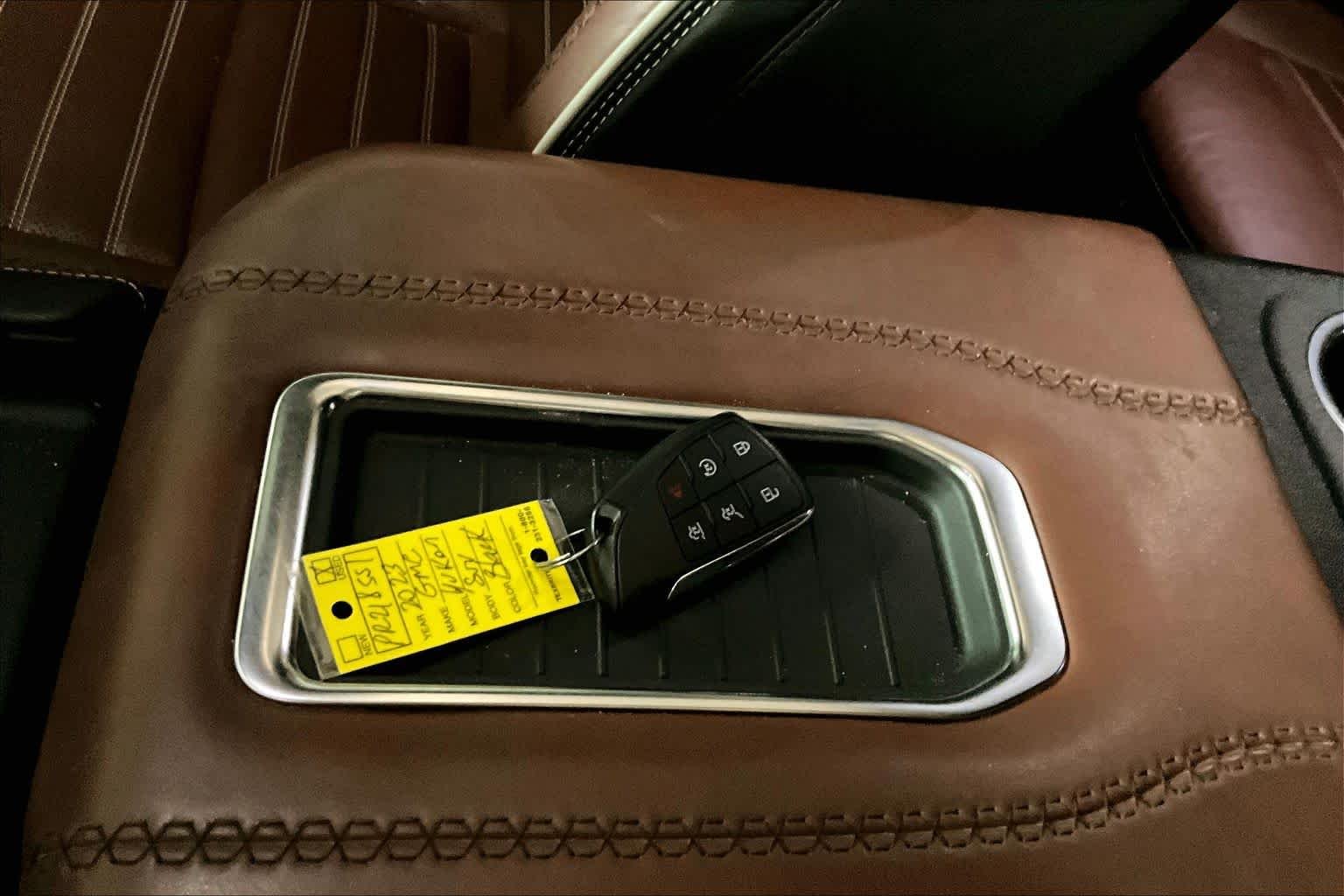 Used 2023 Onyx Black GMC Denali Ultimate image 27