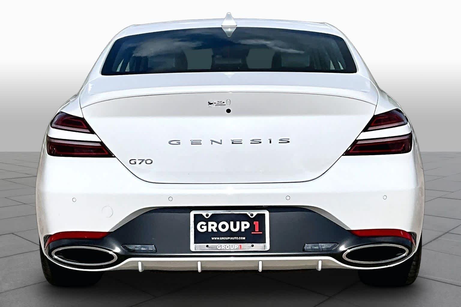 Certified Used 2026 Uyuni White Genesis 2.5T Prestige image 10