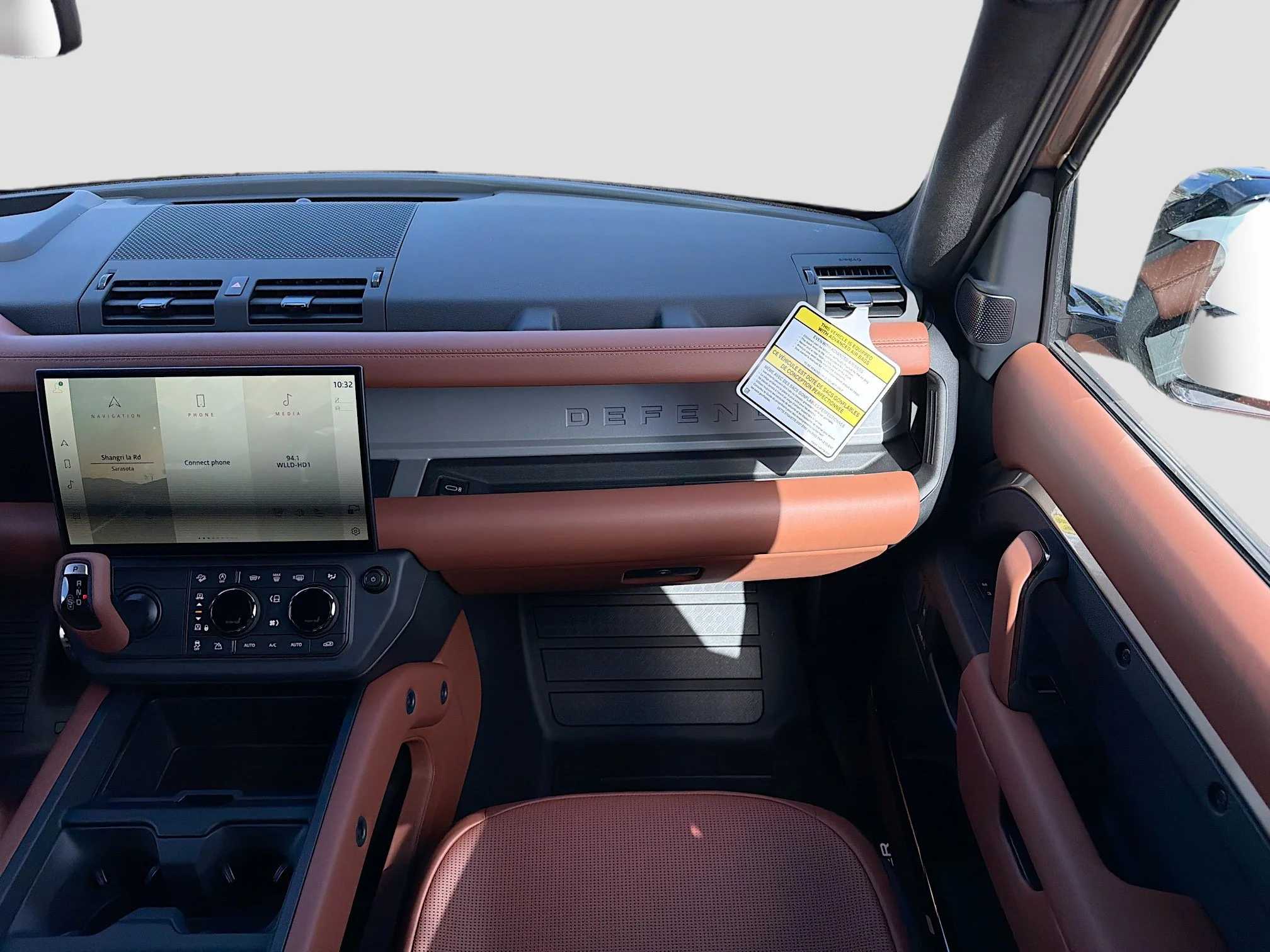 New 2026 Petra Copper Land Rover OCTA image 18