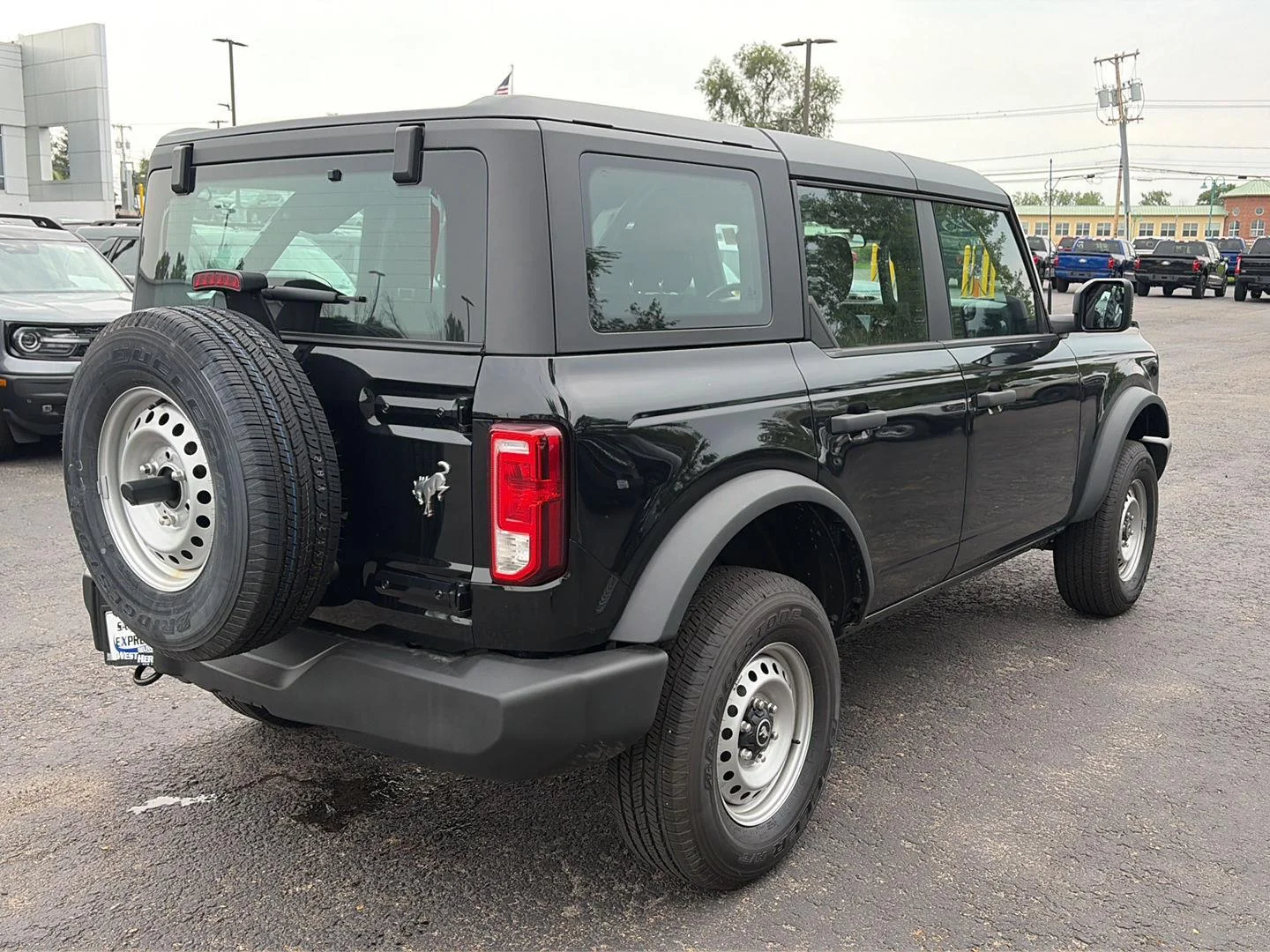 New 2025 Shadow Black Ford Base image 19
