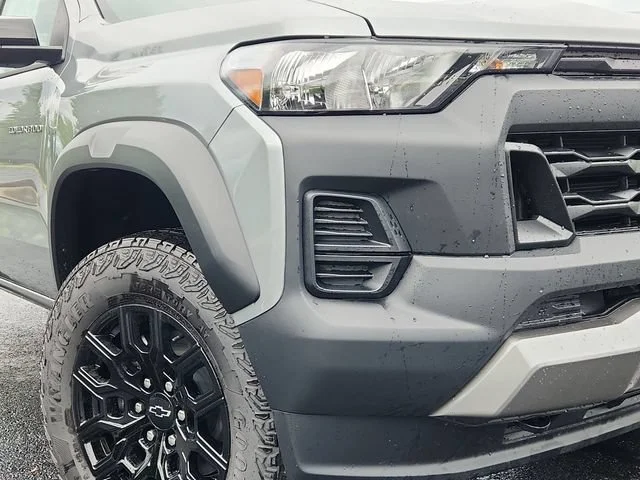 New 2026 Sterling Gray Metallic Chevrolet Trail Boss image 9