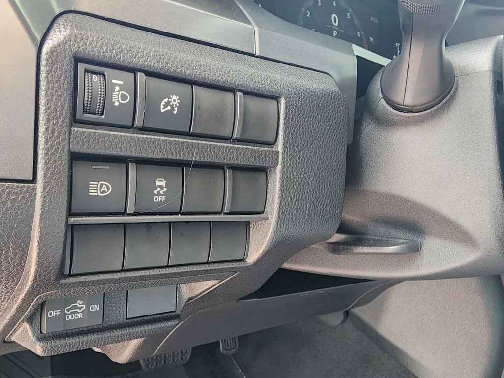 Used 2025 Black Toyota SR5 image 17