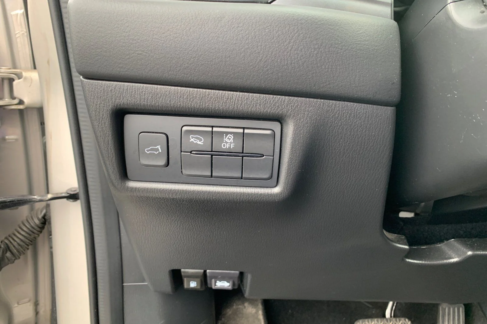 Used 2025 Silver Mazda 2.5 S Preferred Package image 34