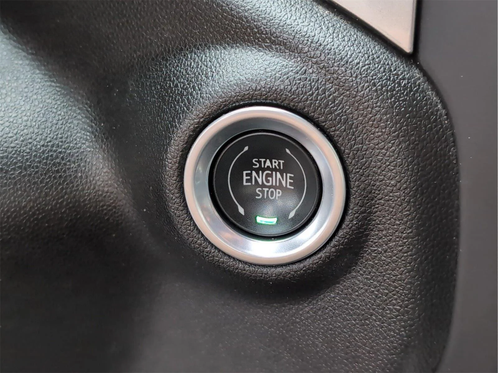 Used 2022 Black Chevrolet RST image 21