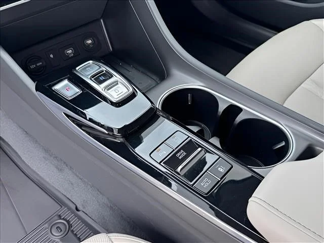 Used 2023 Silver Hyundai Limited image 27