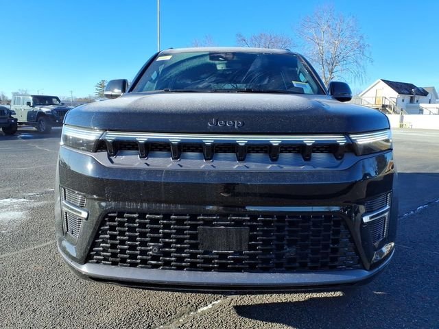 New 2026 High Gloss Black Exterior Paint Jeep Limited Altitude image 2