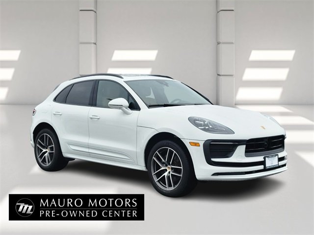 2024 Porsche Macan Base