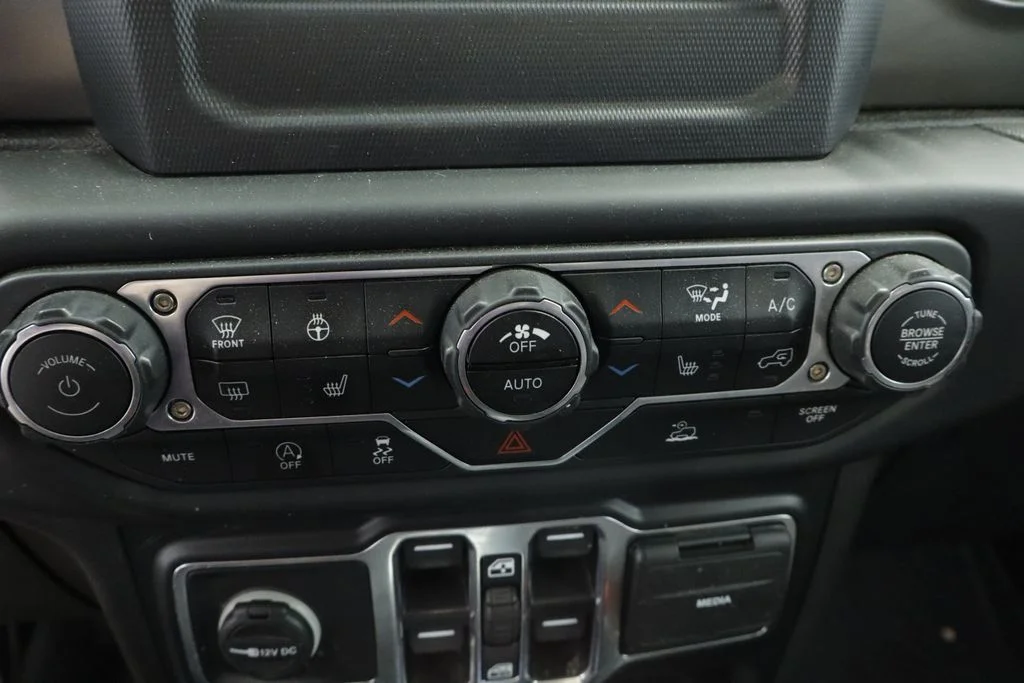 Certified Used 2020 Red Jeep Sport image 32