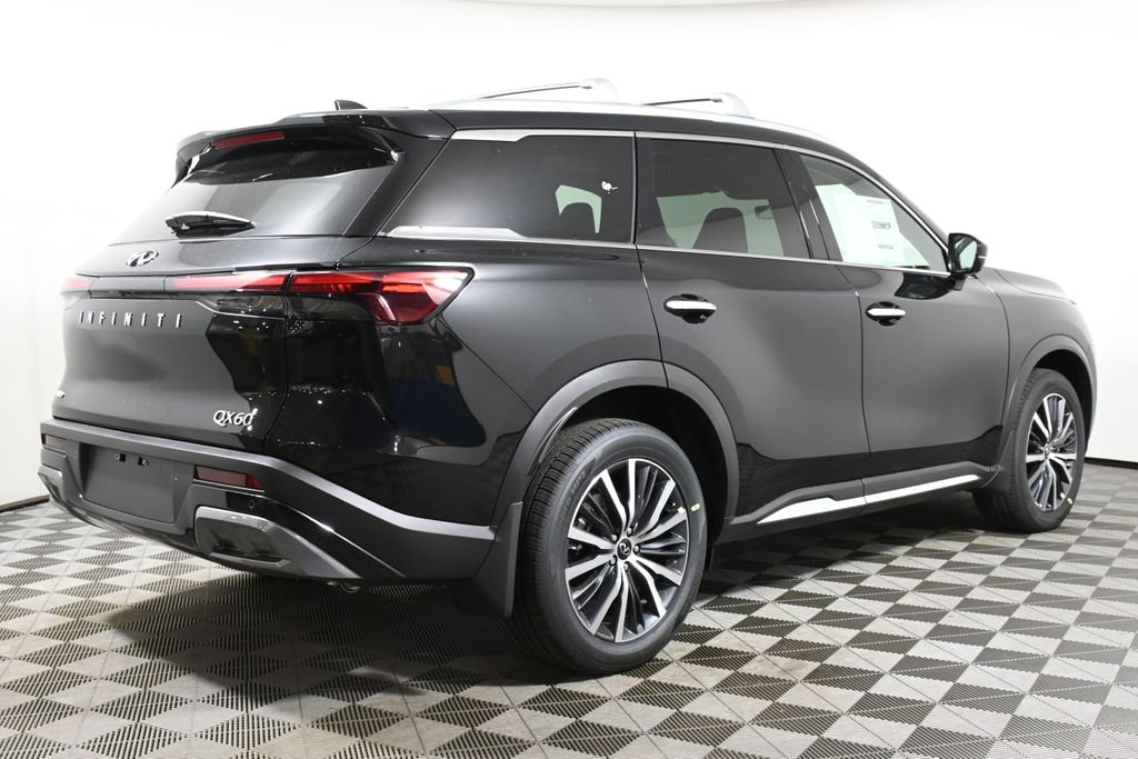 Certified Used 2025 Black INFINITI Sensory image 7