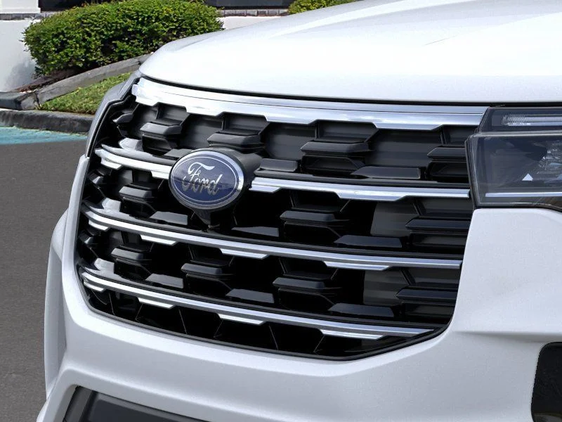 New 2026 Star White Metallic Tri-Coat Ford Active image 18