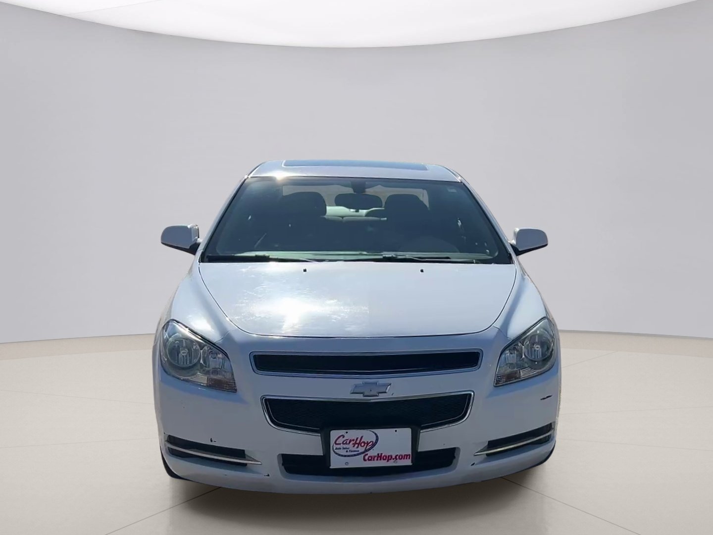Used 2011 White Chevrolet 1LT image 9