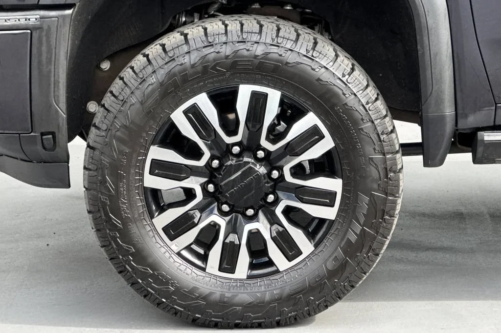 2024 GMC Sierra 3500HD Denali Ultimate - Photo 25