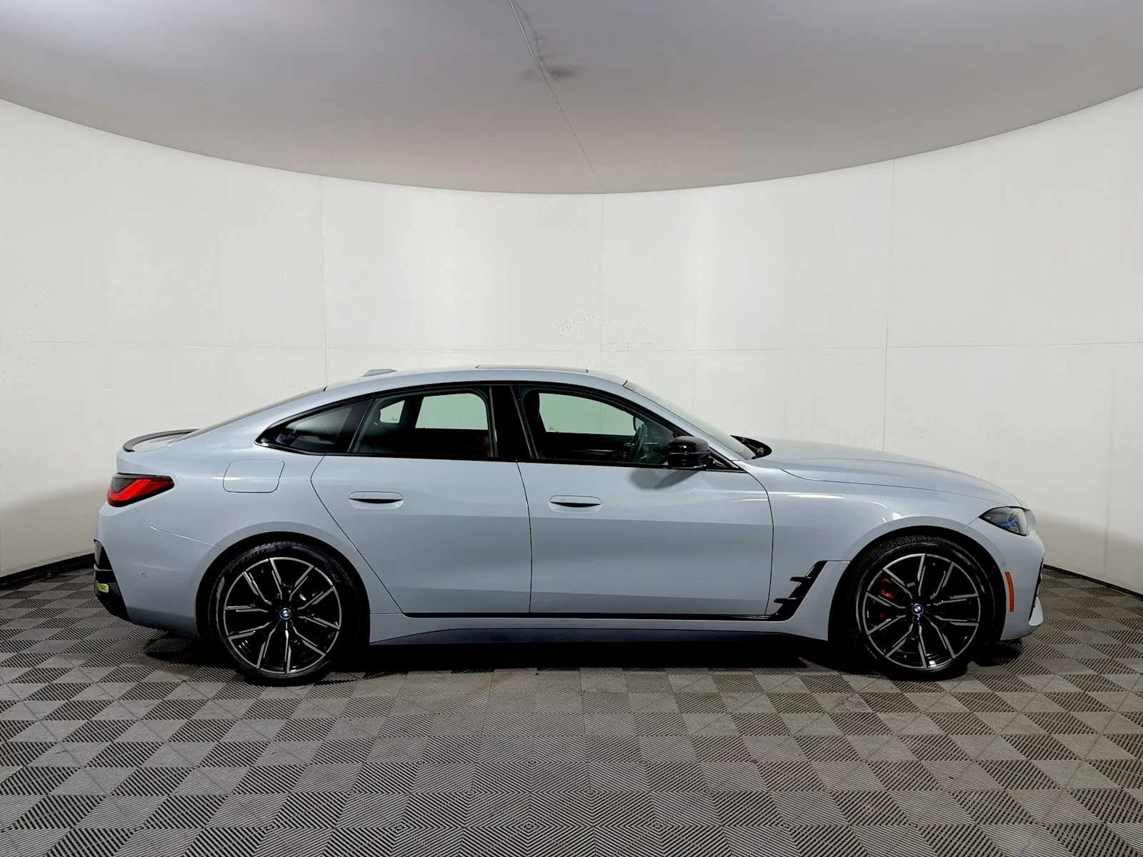 2024 BMW i4 40 - Photo 7