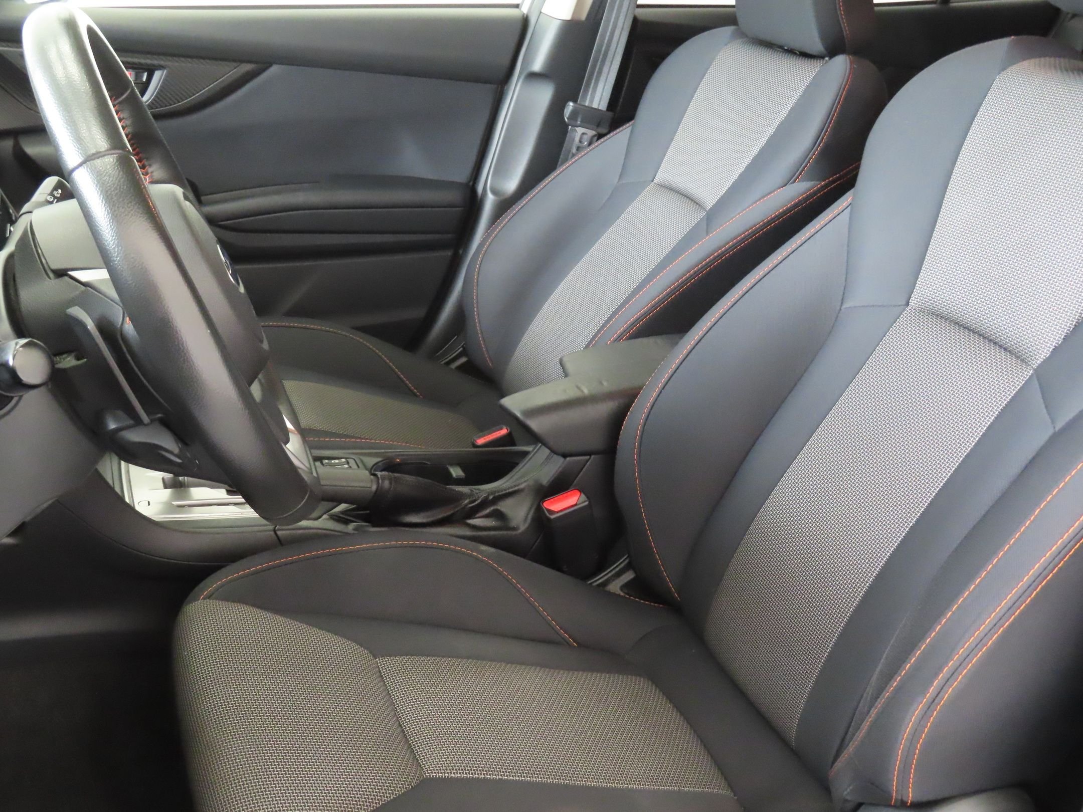 Used 2018 Silver Subaru 2.0i Premium image 10