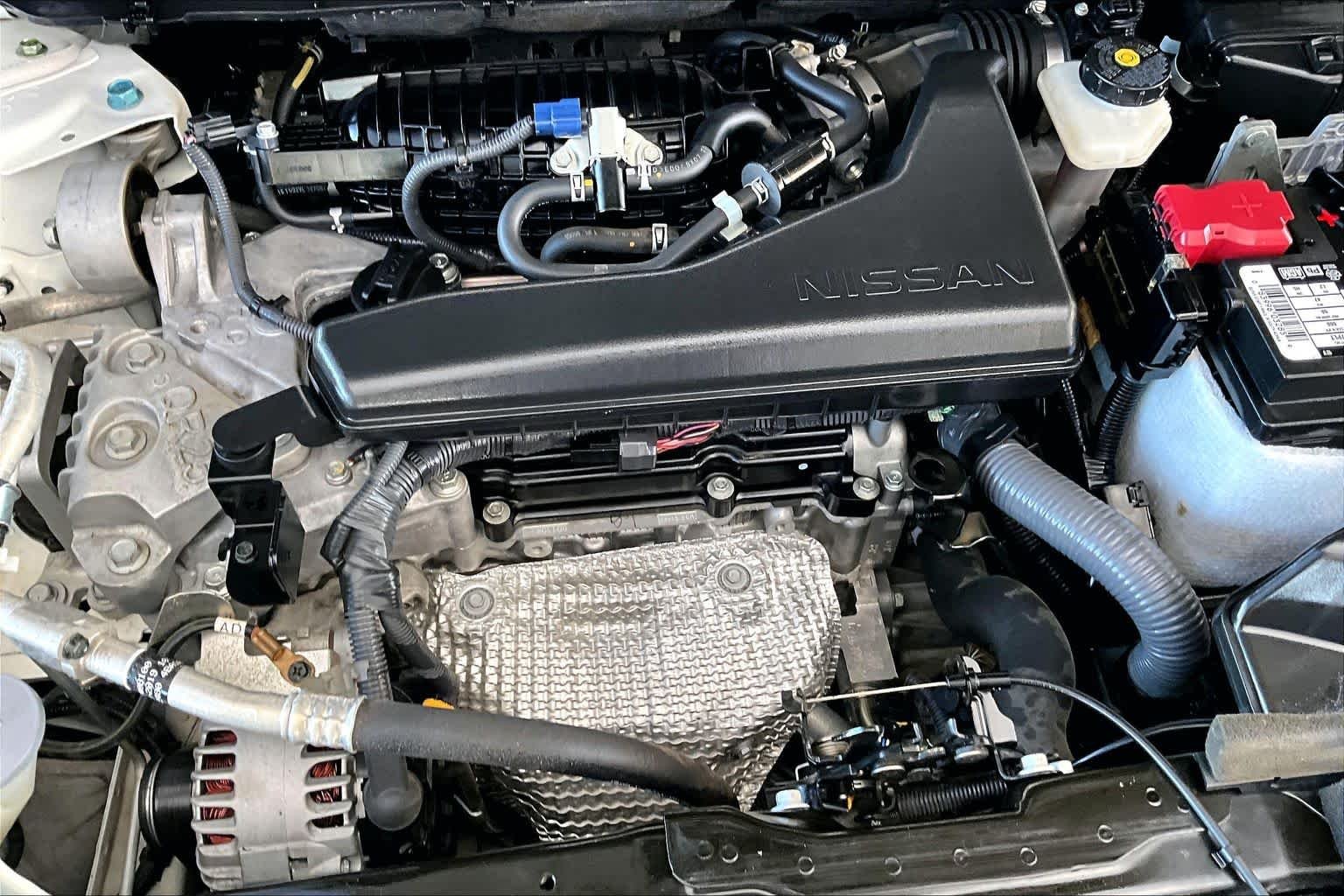 Used 2019 Pearl White Tricoat Nissan SL image 32