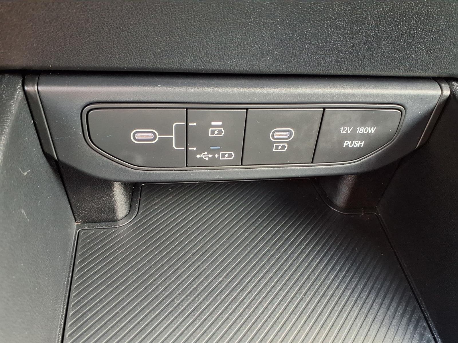 Used 2025 Gray Kia LXS image 7