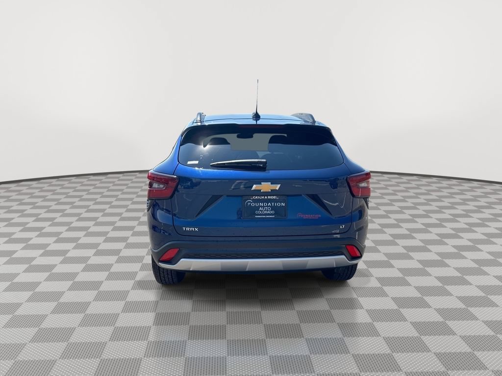 2024 Chevrolet Trax LT - Photo 10